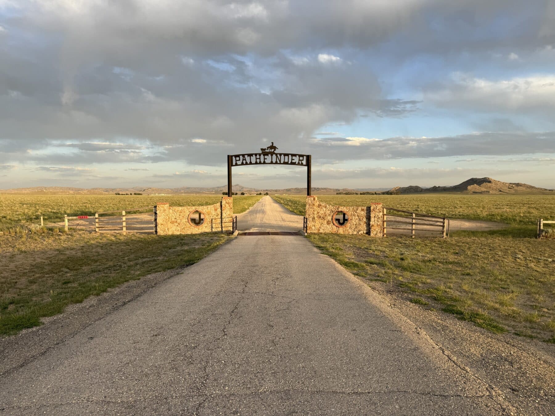 Pathfinder Ranches Entrance